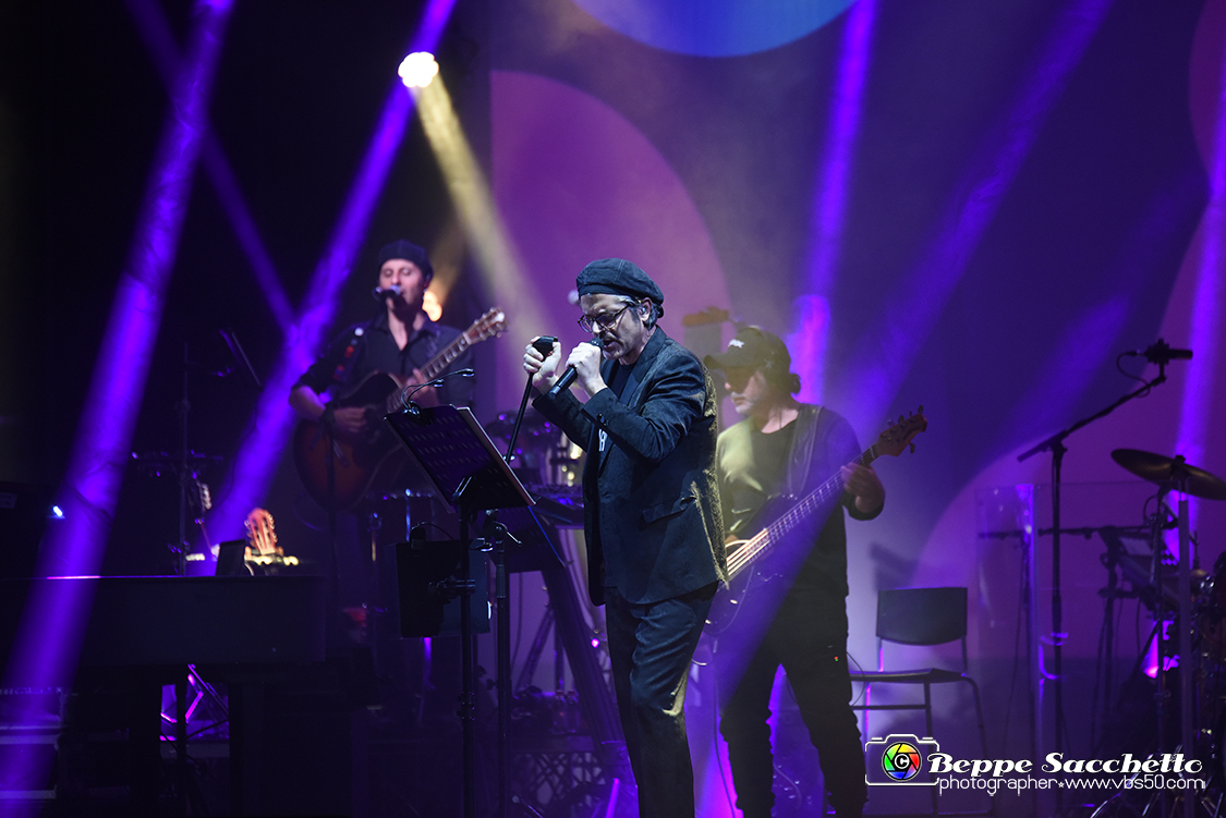 VBS_7953 - Concerto Samuele Bersani - Cinema Samuele.jpg